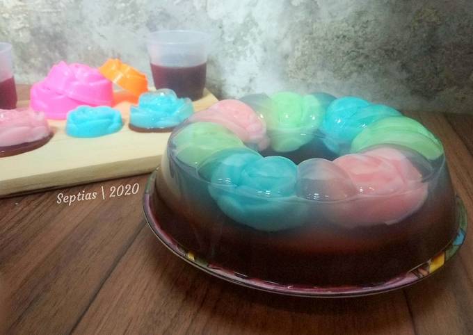 Cara membuat Puding Kaca Mawar Lapis Cokelat Cara membuat Puding Kaca Mawar Lapis Cokelat