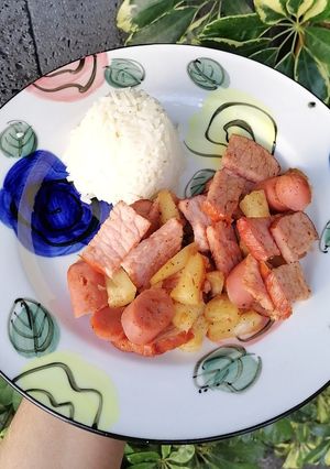 Una foto de Chuletas ahumadas con piña🍍