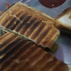 A picture of Grilled sandwich.
