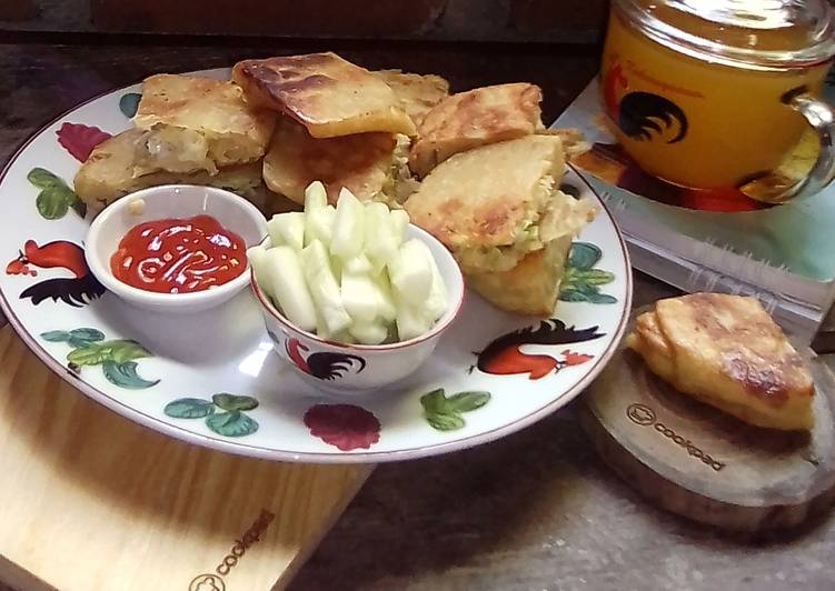 Martabak Telur Filling Ayam Tnp Minyak Goreng Di Adonan Kulitnya