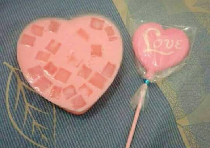 Resep Silky Pudding Strawberry with Nata de coco Anti Gagal