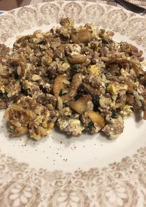 Foto principal de Revuelto de ternera picada con champiñones