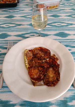Una foto de Berenjenas y Calabacín al Horno con Aderezos de Pizza