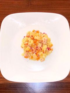 Una foto de Ensalada de camarones