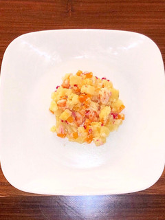 Una foto de Ensalada de camarones