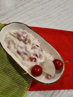 عکسی از دستور سالاد گوجه روسی