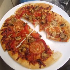 A picture of Pizza 🍕 🍕. Airfyer.