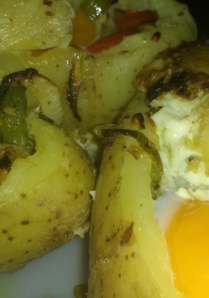 Una foto de Papas Rellenas y Huevo