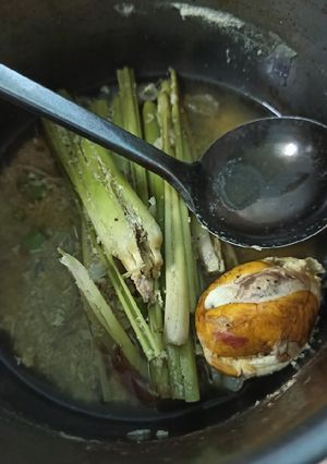 Hình của món Soup hột vịt lộn sả ớt.