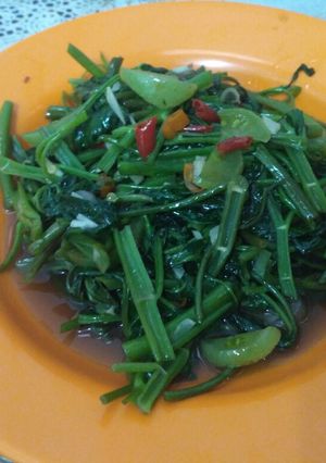 Foto resep Tumis kangkung sederhana