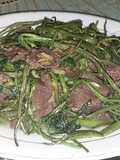 Rau muống xào thịt trâu