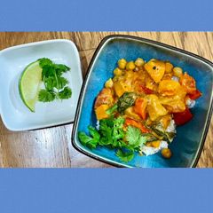 A picture of Chicken and Chickpea Curry.