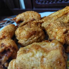 A picture of Fried lotus roots.