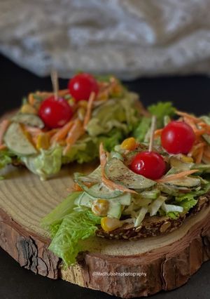 A picture of Multigrain Open Sandwich.