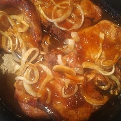 A picture of Hoisin and Apricot Glazed Porkchops.