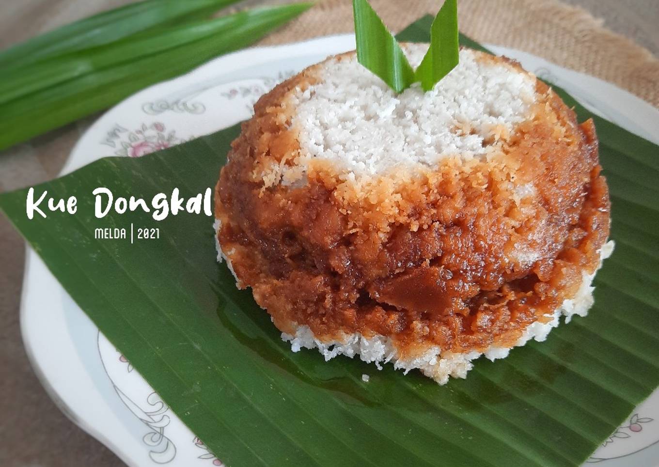Kue Dongkal / Awug