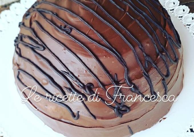 Torta al gusto di.. Kinder bueno 🤩🤩🤩🤩🤩