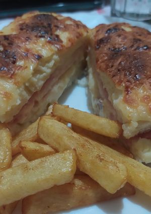 Una foto de Sándwich Croque-Monsieur