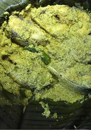 A picture of Ilish macher paturi (Hilsa fish paturi).