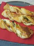Tortiglioni sfiziosi di sfoglia al salmone