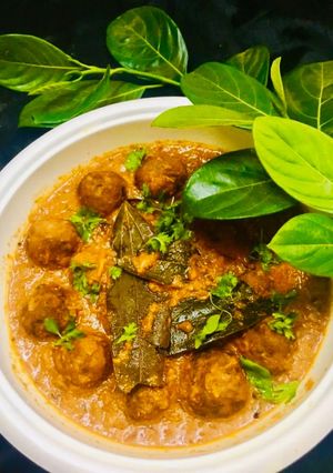 A picture of Raw Jackfruit / Kathal Ke Kofta Curry.