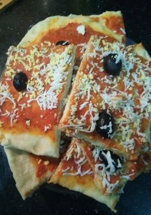 صورة لوصفة بيتزا هايلة 🍕🍕🍕