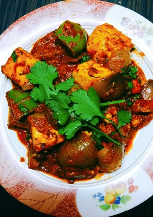 কড়াই পনির(Kadhai paneer recipe in Bengali) রেসিপির প্রধান ছবি