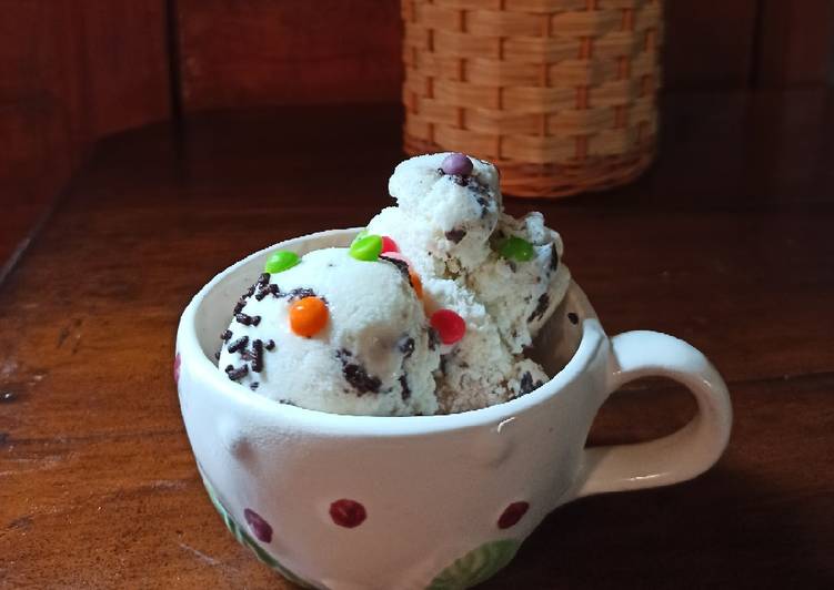 Langkah Mudah untuk Menyiapkan Ice cream oreo, Enak