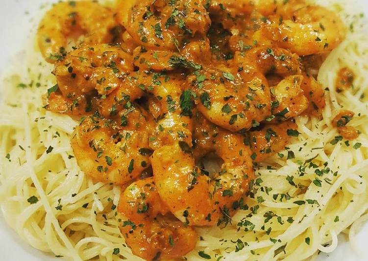 La Meilleur Recette De Spaghetti aux crevettes