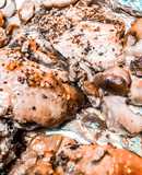 Домашня курочка з грибами