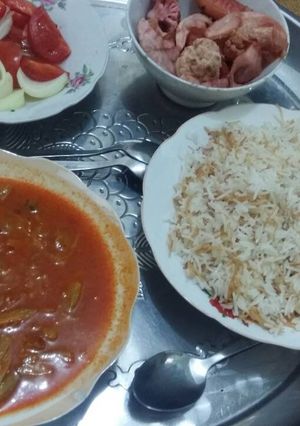 صورة لوصفة مرق البامية ورز الشعيرية 🍞🍚🥗