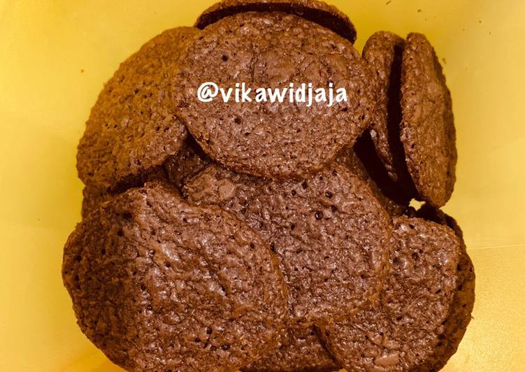 Crunchy brownie cookies