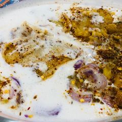 A picture of Kababi dahi bhalley.