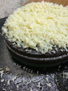 Foto resep Brownies Kukus 6 sdm 🍫~ simple, moist, empuk dan nyoklat bgt