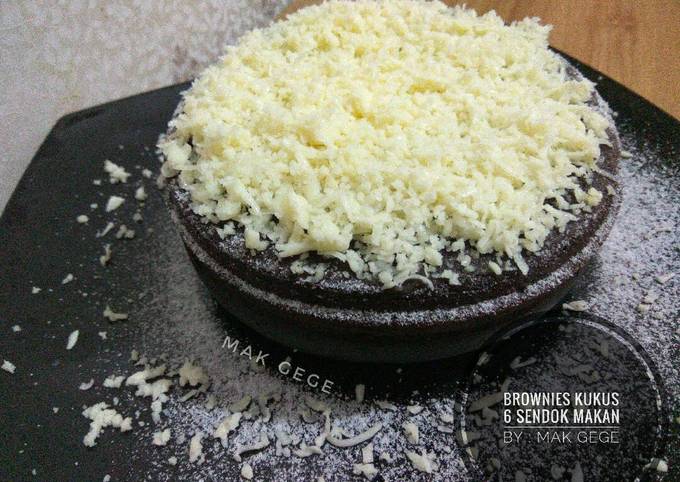 Brownies Kukus 6 sdm 🍫~ simple, moist, empuk dan nyoklat bgt foto resep utama