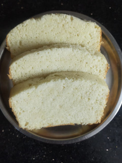 பிளைன் கேக்(plain cake recipe in tamil) செய்முறை முக்கிய புகைப்படம்