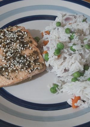 Lazac szelet ananász ágyon recept fotója