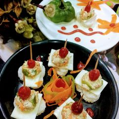 A picture of Quick cheesy curd bites.