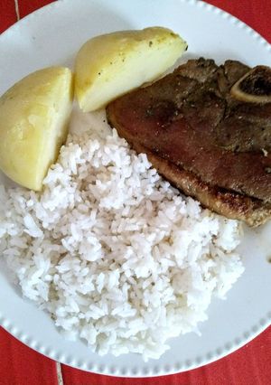 Una foto de Chuletas de cerdo al limón con especias