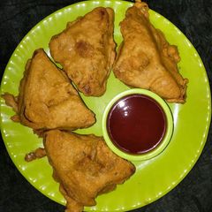 A picture of Bread pakora recipe | Aloo stuffed pakora recipe.