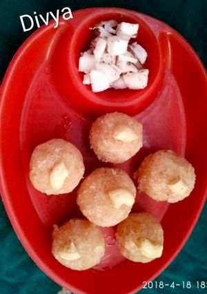 A picture of Coconut semolina laddu.