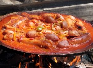 Una foto de "Chorizos a la Pomarola al Disco"