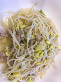 黃豆芽炒肉末 的食譜成品照片