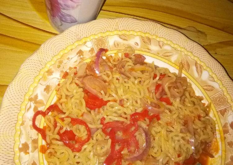 Indomie mai tattasai da albasa