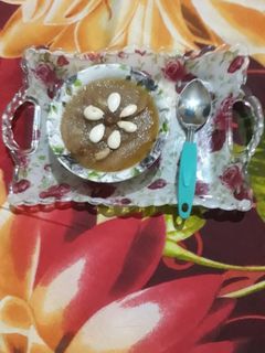 सूजी का हलवा (sooji ka halwa recipe in Hindi) रेसिपी मुख्य फोटो