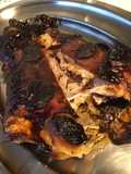 Gigot de chevreau confit au pruneaux et curry