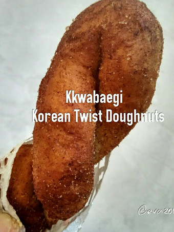 Bagaimana Membuat Kkwabaegi/ korean twist doughnuts, Enak Banget