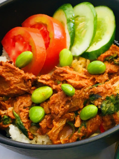 Foto resep 476. Rice Bowl (Nasi Uduk - Tuna Panggang Teflon - Lalapan) #IsiPiringku