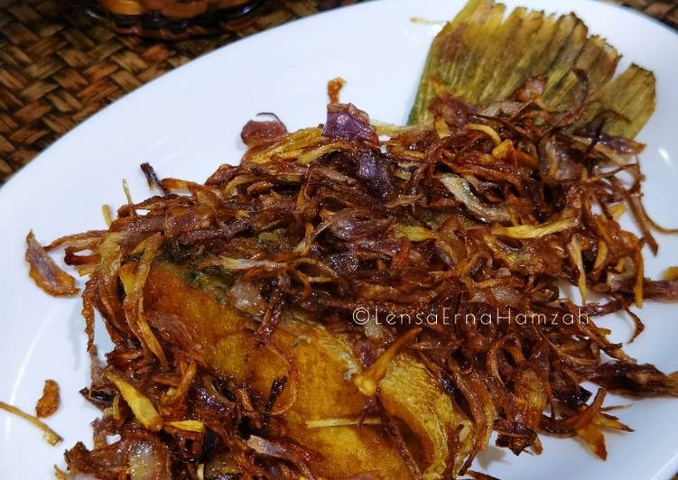 Ikan Siakap Goreng Bawang, Viral