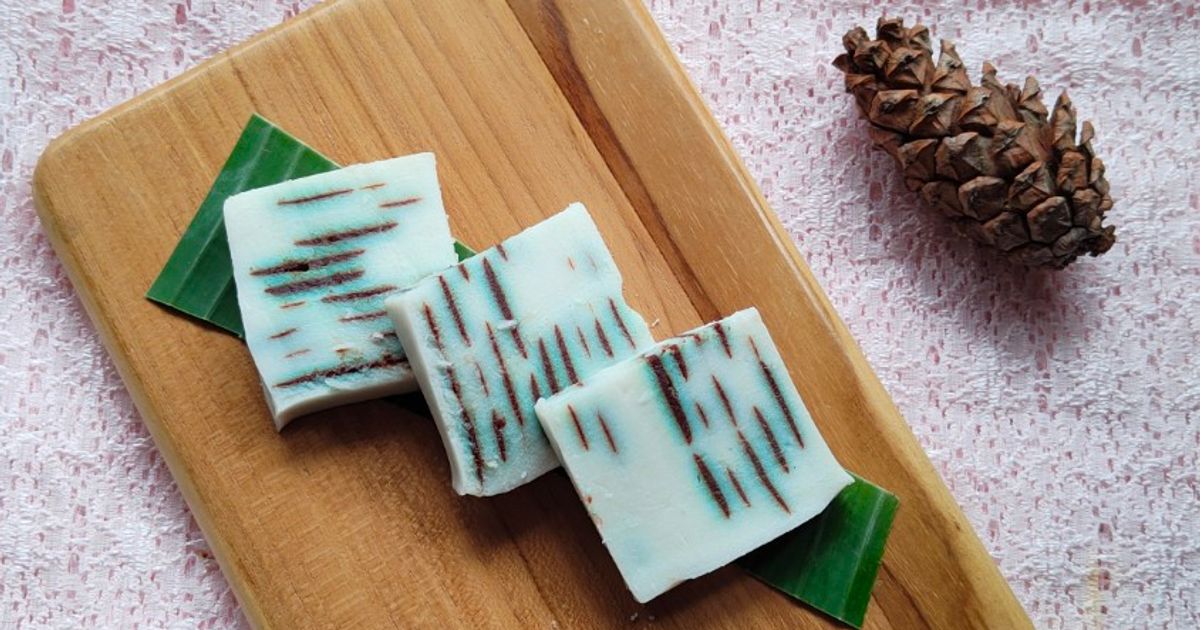 Kue Lapis Berbintik